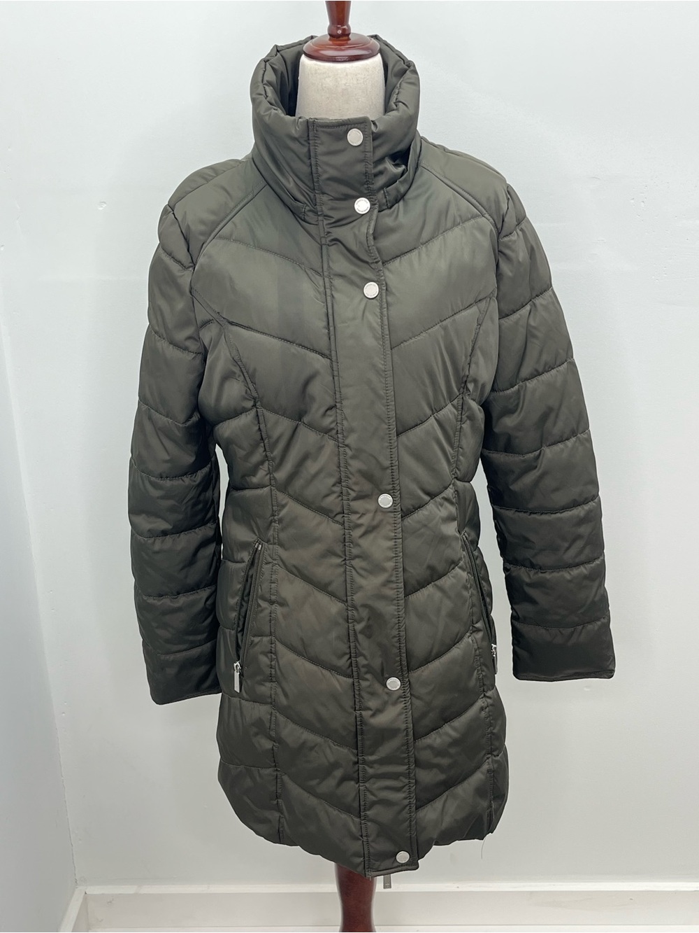 Kenneth Cole New York Olive Green Womens Quilted Puffer Coat Jacket Size Medium
